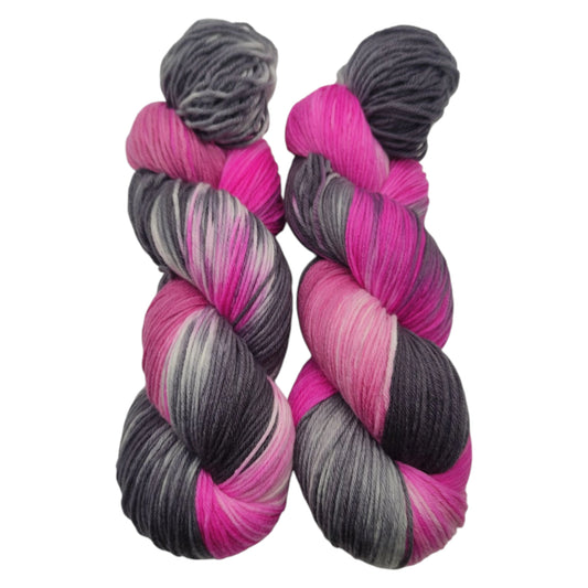 Merino High Twist 6fach 150g Heartbeat