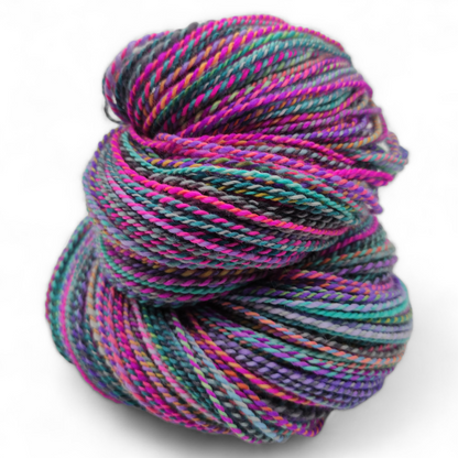 Wolle handgesponnen, Merino/Nylon 204g Marita