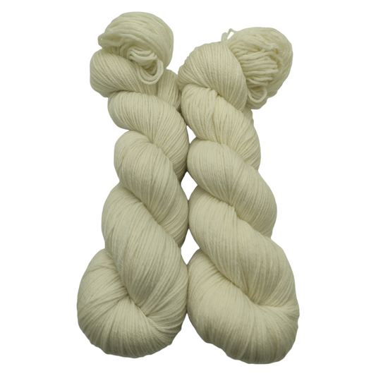 Merino High Twist 4fach semisolid Schneeweiß 100g