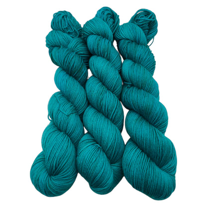 Merino High Twist 4fach semisolid Cayman Isle Green 100g