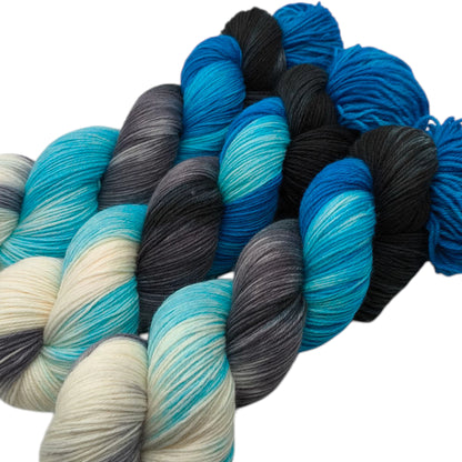 4-Merino, Eine für Alles 4fach 100g Über den Wolken