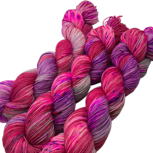 Merino High Twist 4fach 100g Raspberry Sorbet