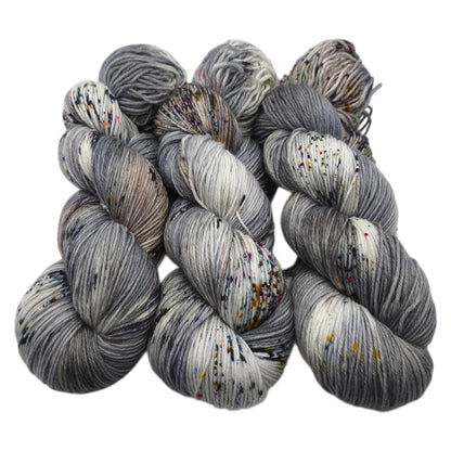 Merinosockenwolle 6fach, 150g Geister