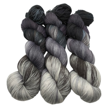 4-Merino, Eine für Alles 4fach 100g Negativ