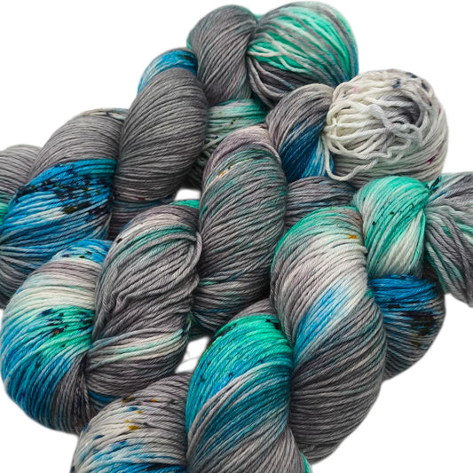 Merinosockenwolle 6fach, 150g Seenebel